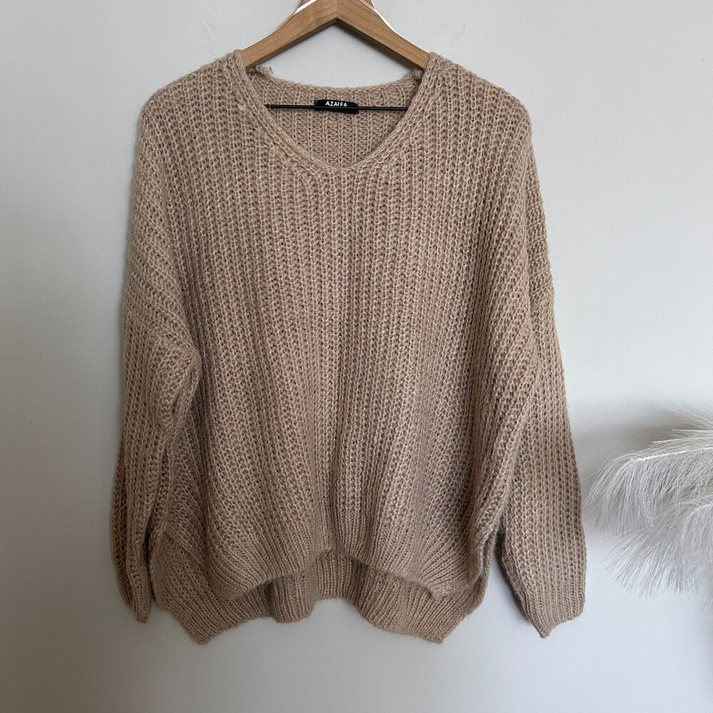 Azalea Boutique Beige Knit V-Neck Sweater M/L Oversized Cotton Blend